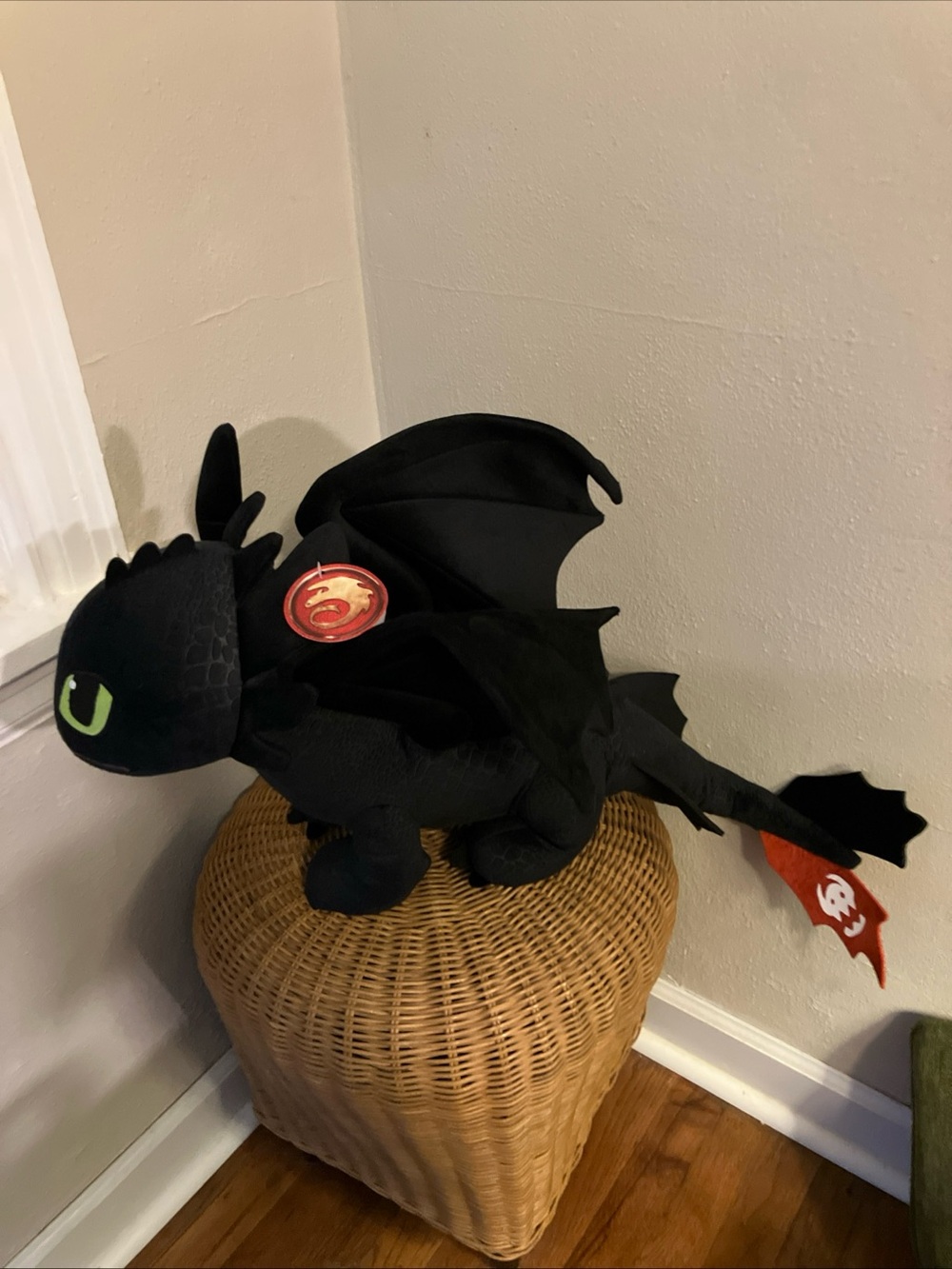 Universal Epic Universe How To Train Your Dragon Toothless 28” Plush Exclusive
